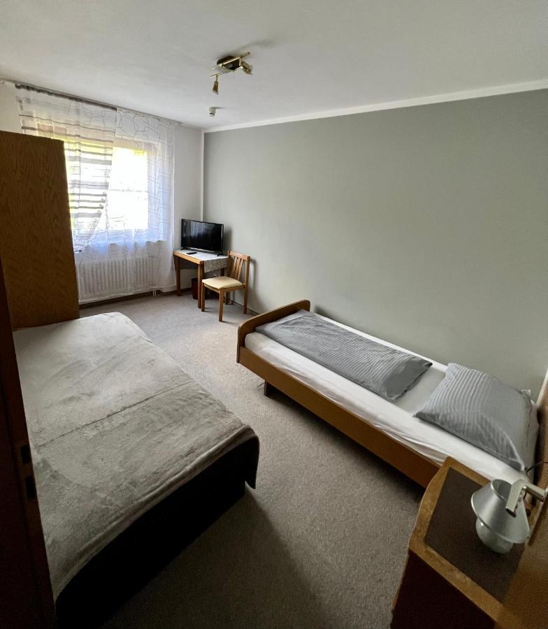 Hotel-Gasthof Deutschmeister Donauwörth エクステリア 写真