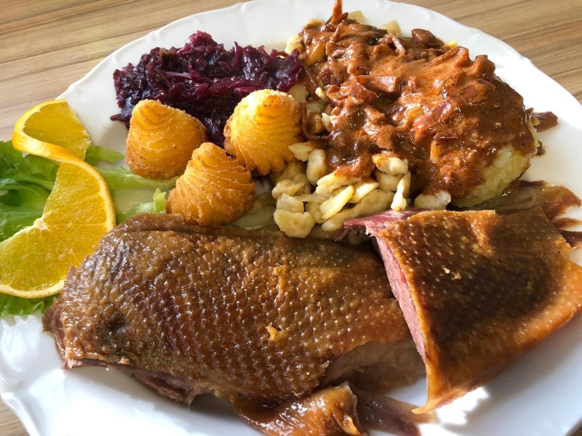 Hotel-Gasthof Deutschmeister Donauwörth エクステリア 写真